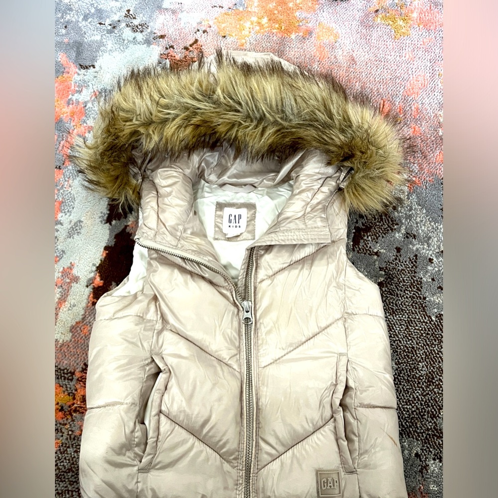 Little girl warm vest